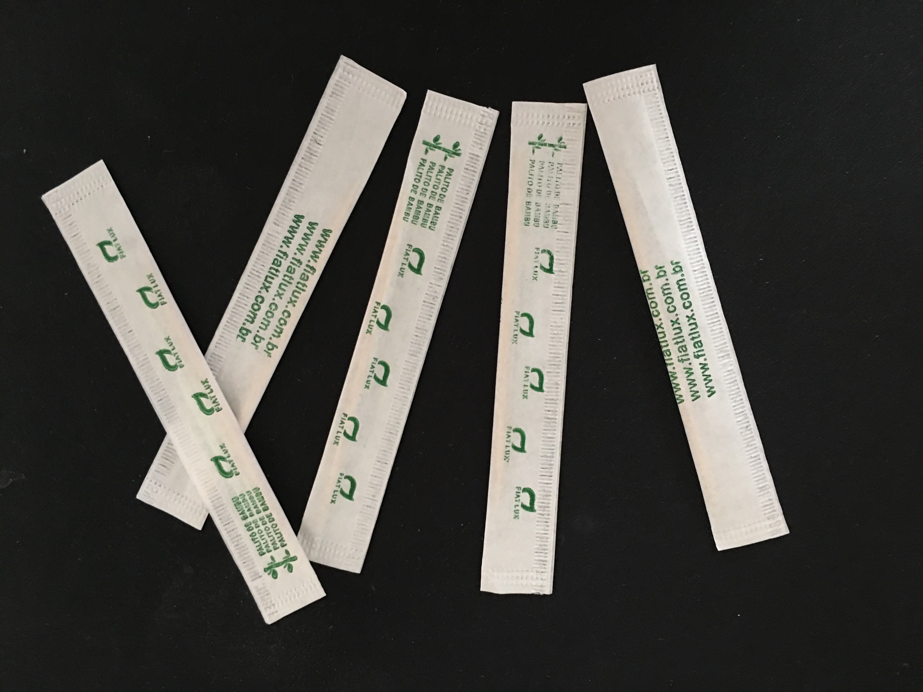2.0*65mm bamboo toothpicks paper packing