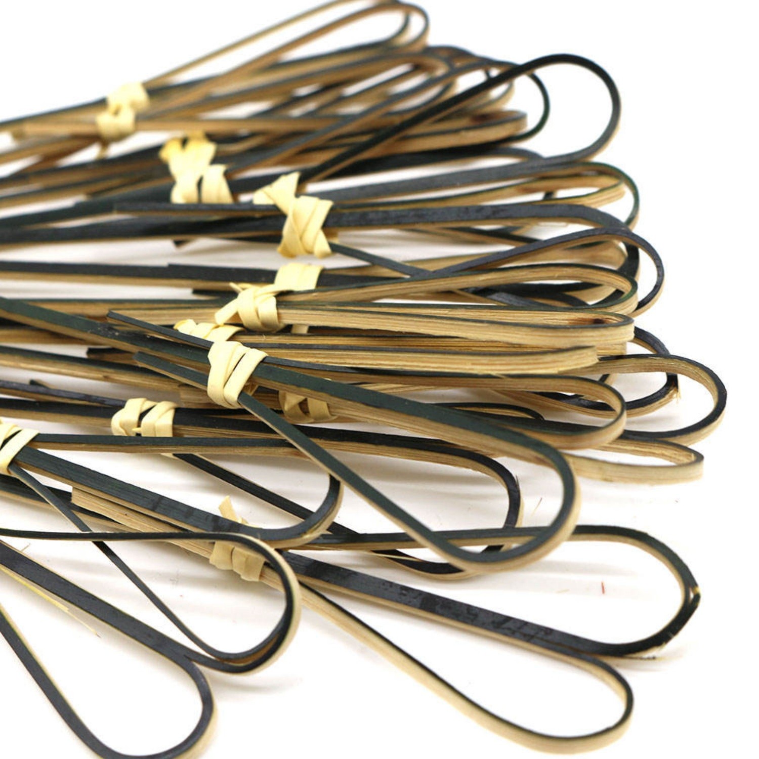 6/9/10/12/15/18cm Black bamboo heart shape pick